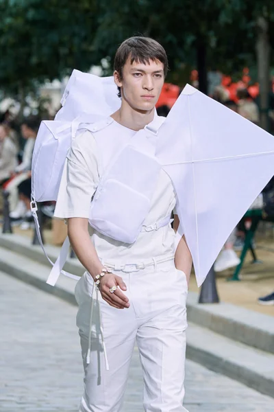 Look 124